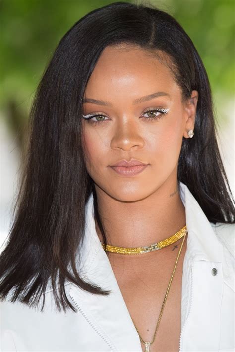 rihanna new face